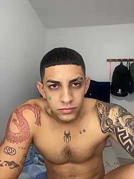 Snapshot of Alex_cute77 chatting on 18, 10, 2025 Alex cute77 online show from 18, 10, 2025