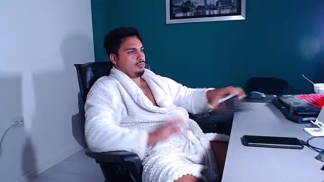 ZenoBaro1 online show from 5, 2, 2025