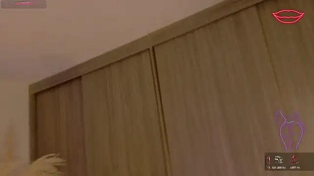 Snapshot of LindseyMoss chatting on 5, 2, 2026 LindseyMoss online show from 5, 2, 2026