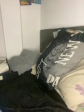 Snapshot of DereckCooperr chatting on 21, 2, 2026 DereckCooperr online show from 21, 2, 2026