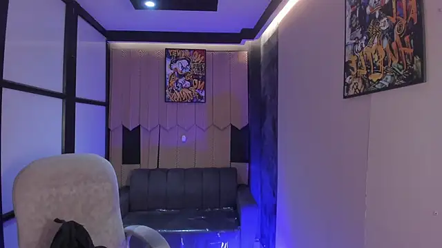 Snapshot of DereckCooperr chatting on 24, 2, 2026 DereckCooperr online show from 24, 2, 2026