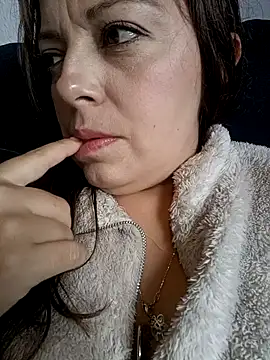 Snapshot of seherlatin chatting on 12, 10, 2025 seherlatin online show from 12, 10, 2025