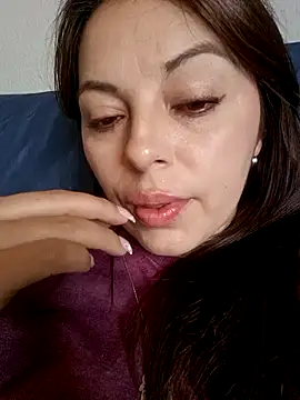 Snapshot of seherlatin chatting on 19, 10, 2025 seherlatin online show from 19, 10, 2025