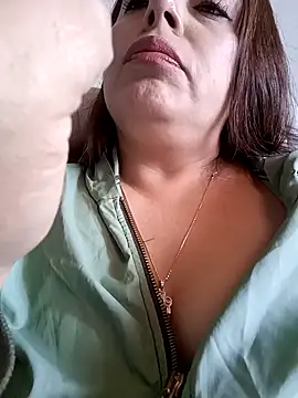 Snapshot of seherlatin chatting on 10, 11, 2025 seherlatin online show from 10, 11, 2025