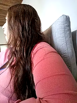 Snapshot of seherlatin chatting on 12, 11, 2025 seherlatin online show from 12, 11, 2025