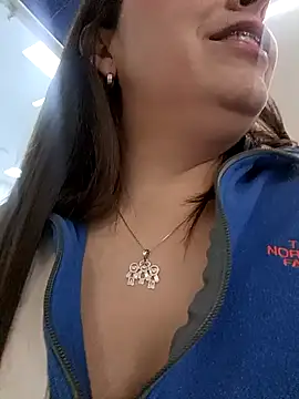 Snapshot of seherlatin chatting on 24, 11, 2025 seherlatin online show from 24, 11, 2025