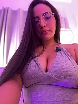 Snapshot of anniesweet02 chatting on 9, 3, 2026 anniesweet02 online show from 9, 3, 2026