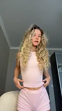 Snapshot of JessIsLove chatting on 25, 2, 2026 JessIsLove online show from 25, 2, 2026