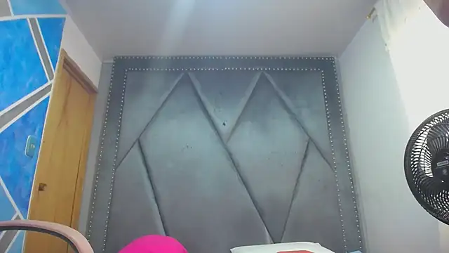 Snapshot of MeganMilF2 chatting on 17, 2, 2026 MeganMilF2 online show from 17, 2, 2026