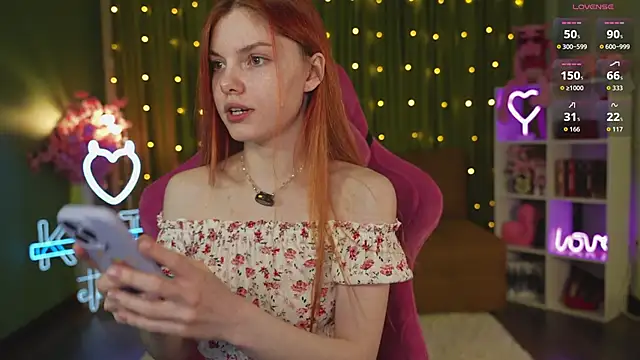 Snapshot of Katy__Ethereal chatting on 18, 9, 2025 Katy Ethereal online show from 18, 9, 2025