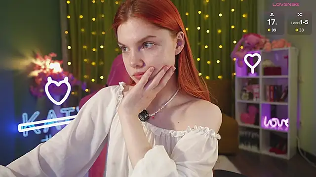 Snapshot of Katy__Ethereal chatting on 12, 10, 2025 Katy Ethereal online show from 12, 10, 2025