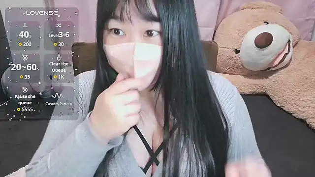 yuinyan3150 online show from 18, 12, 2025