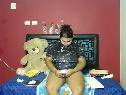 karolhot916 online show from 2, 3, 2026