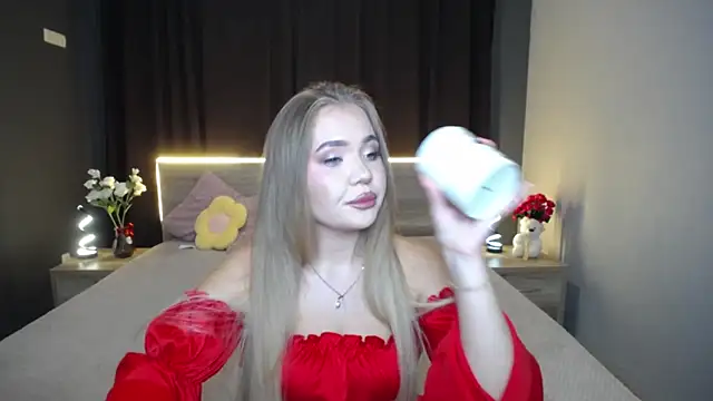 StacyYellig online show from 12, 9, 2025