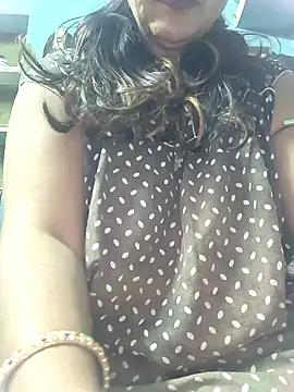 CUTE SOPHIA- online show from 5, 12, 2024