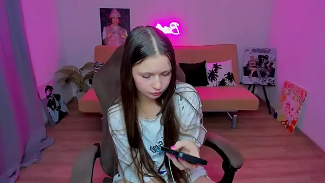 Snapshot of HelloRoxy chatting on 26, 10, 2025 HelloRoxy online show from 26, 10, 2025