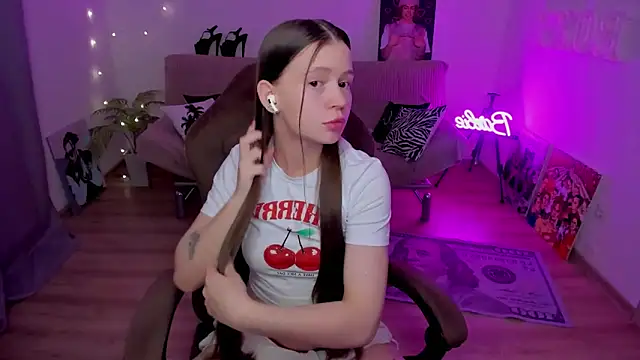 Snapshot of HelloRoxy chatting on 31, 1, 2026 HelloRoxy online show from 31, 1, 2026