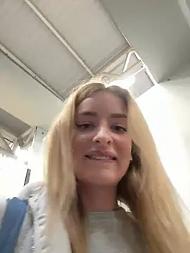 EvieEvans online show from 19, 2, 2025