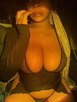 YellowHoneyDip online show from 11, 12, 2024