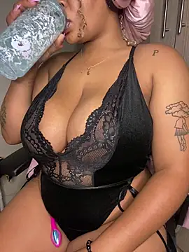 YellowHoneyDip online show from 25, 11, 2025