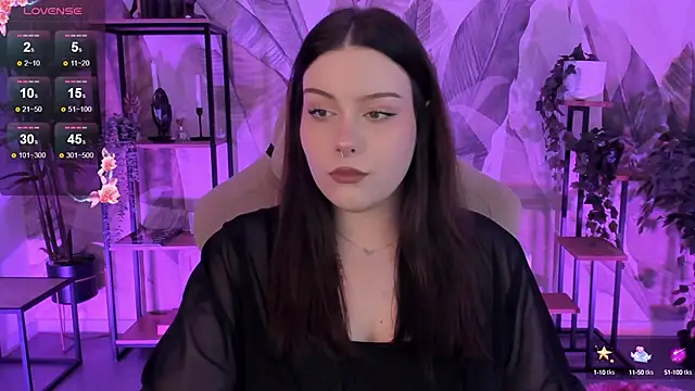 CoralineKeyns online show from 17, 10, 2025