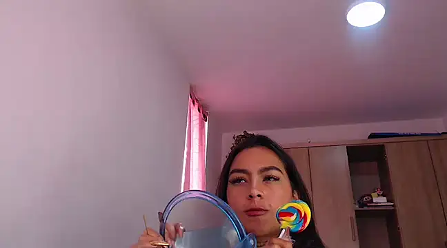 fairylatin222 online show from 8, 1, 2025