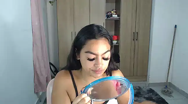 fairylatin222 online show from 10, 1, 2025