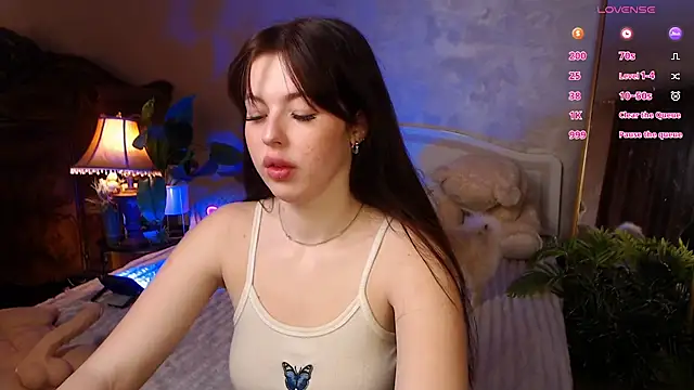 JulieHeets online show from 4, 1, 2025