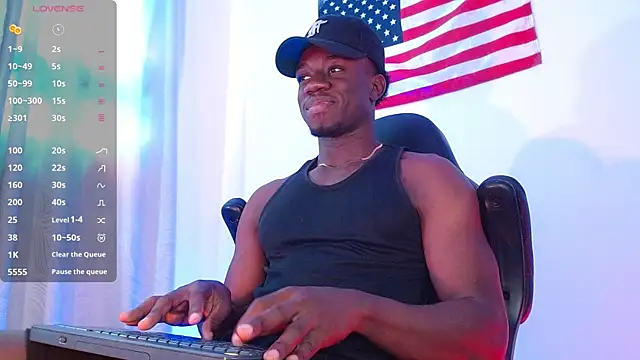 Snapshot of mike_wallace chatting on 17, 12, 2025 mike wallace online show from 17, 12, 2025