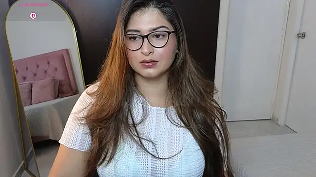 Snapshot of adara_lennox chatting on 17, 3, 2026 adara lennox online show from 17, 3, 2026