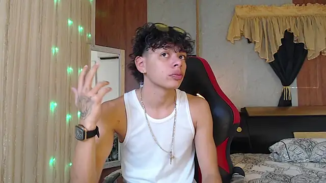 Snapshot of Harry_jhonsson chatting on 18, 10, 2025 Harry jhonsson online show from 18, 10, 2025