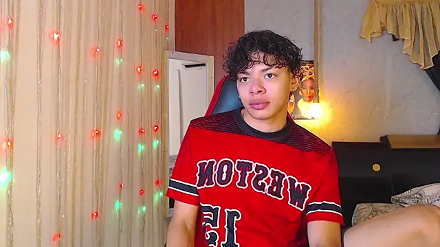 Snapshot of Harry_jhonsson chatting on 19, 10, 2025 Harry jhonsson online show from 19, 10, 2025