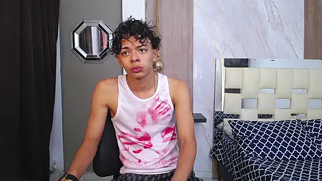 Snapshot of Harry_jhonsson chatting on 4, 11, 2025 Harry jhonsson online show from 4, 11, 2025