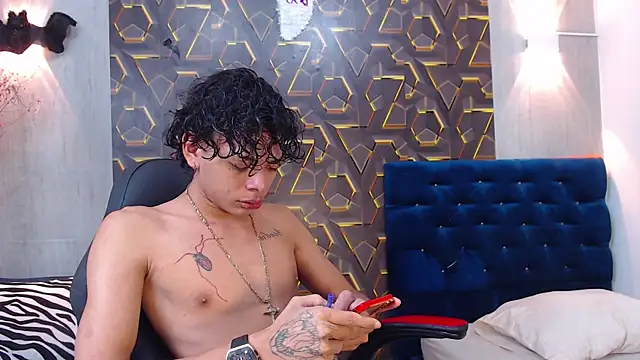 Snapshot of Harry_jhonsson chatting on 10, 11, 2025 Harry jhonsson online show from 10, 11, 2025