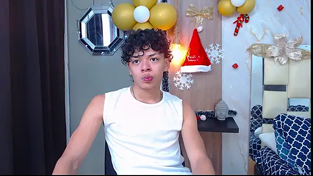 Snapshot of Harry_jhonsson chatting on 18, 11, 2025 Harry jhonsson online show from 18, 11, 2025