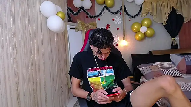 Snapshot of Harry_jhonsson chatting on 19, 11, 2025 Harry jhonsson online show from 19, 11, 2025