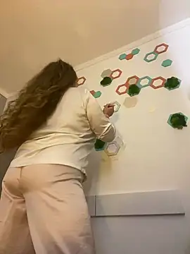 AurorHarris online show from 20, 12, 2024