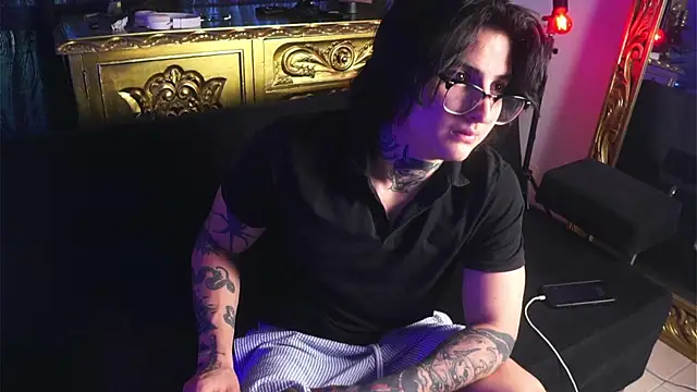 dantecoppolaa  online show from 20, 12, 2024