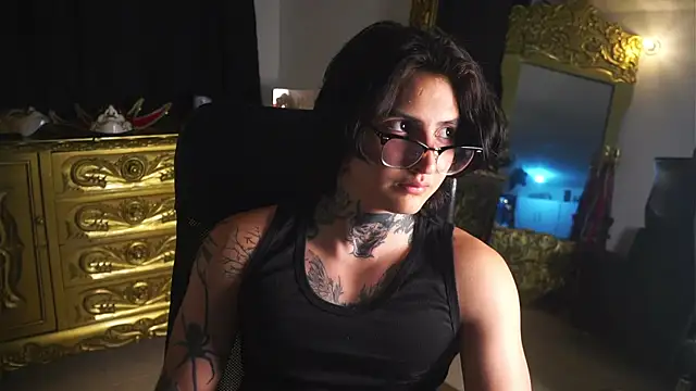 dantecoppolaa  online show from 31, 1, 2025