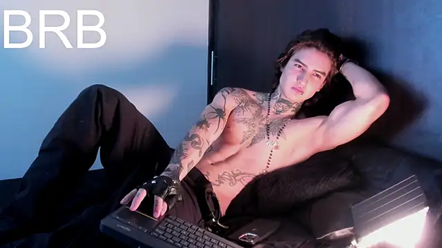 dantecoppolaa  online show from 9, 3, 2025