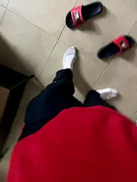 Snapshot of sunsylvain chatting on 26, 10, 2025 sunsylvain online show from 26, 10, 2025