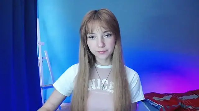 LuciaYoung online show from 21, 1, 2025