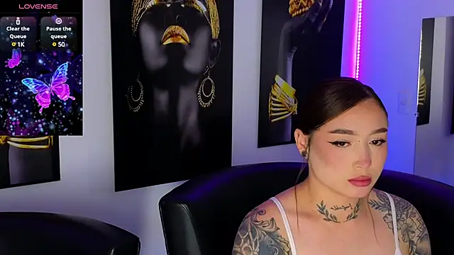  brenna hanson online show from 18, 1, 2025