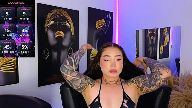  brenna hanson online show from 25, 1, 2025