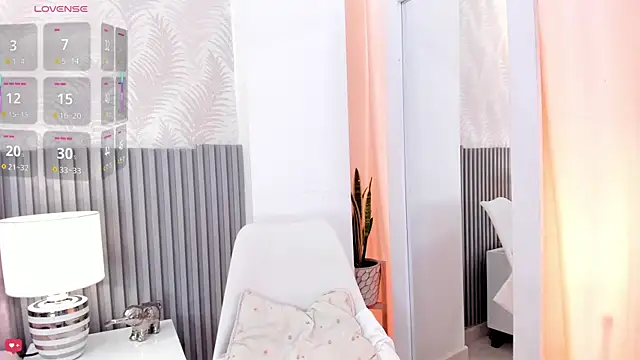 Snapshot of Sally_Azmani_ chatting on 5, 11, 2025 Sally Azmani online show from 5, 11, 2025