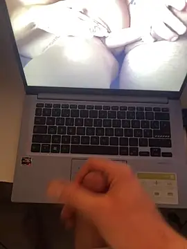 Snapshot of westkost12345 chatting on 20, 12, 2025 westkost12345 online show from 20, 12, 2025