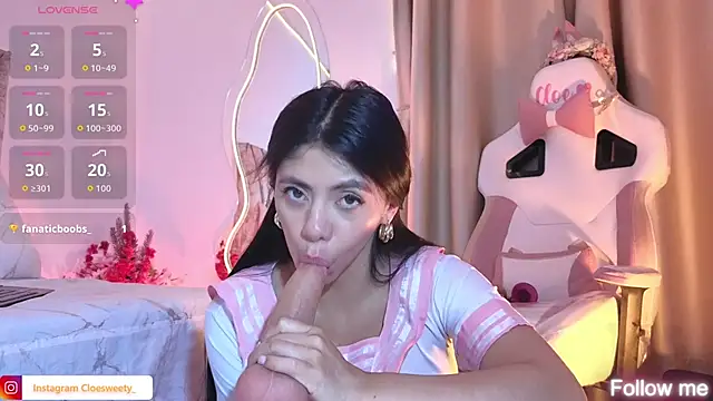 Snapshot of Cloesweety chatting on 1, 11, 2025 Cloesweety online show from 1, 11, 2025