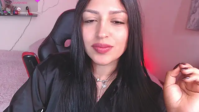 Snapshot of MissDennise chatting on 10, 9, 2025 MissDennise online show from 10, 9, 2025