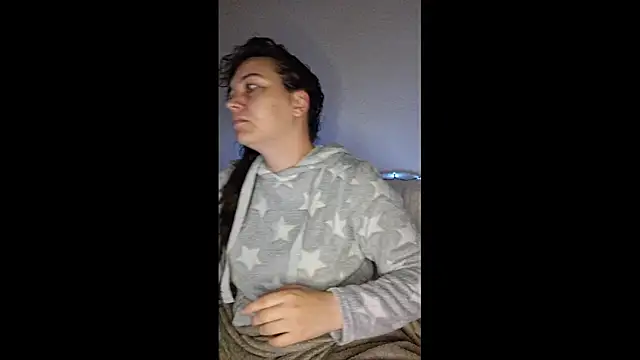 Cyndee Winter online show from 28, 10, 2025