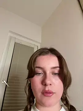 MaribelRiver online show from 1, 1, 2025